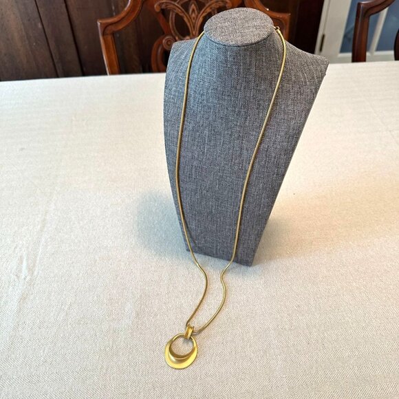 Vintage Y2K Express Gold-Tone Crescent Pendant Necklace Snake Chain 34" - Picture 4 of 11